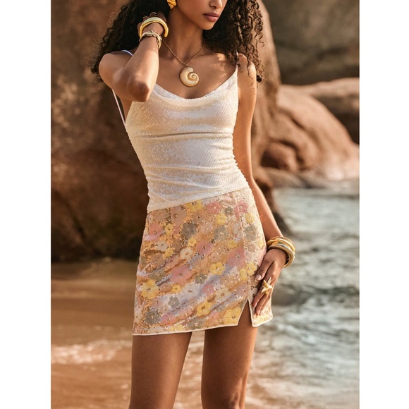 White Cami Top Clear Sequins On Mesh Open Draped Back, Adjustable Ties - Picture 9 of 11